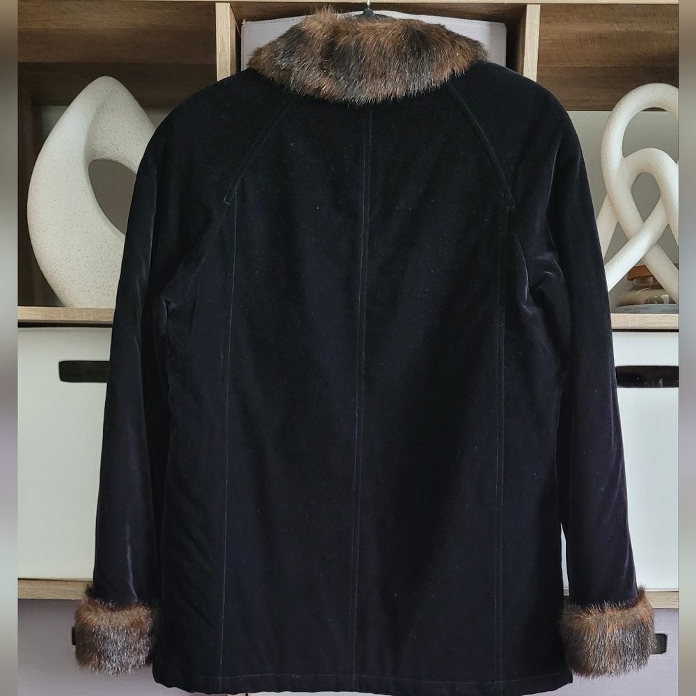 Black GALLERY Jacket with Faux Fur Trim Size Small - Picture 14 of 16